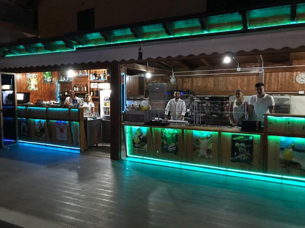 Brian Hotel Velipojë Εξωτερικό φωτογραφία